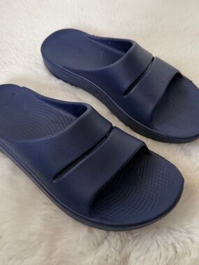OOFOS OOahh Slide Recovery Sandals Navy Blue Men’s Size 9